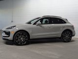 Used 2025 Porsche Macan image 2