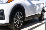 Used 2021 Nissan Kicks SV image 2