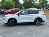 Used 2023 Mitsubishi Outlander SE image 4