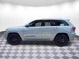 Used 2017 Jeep Grand Cherokee Altitude image 2