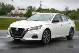Used 2021 Nissan Altima 2.5 SR w/ SR Premium Package image 4