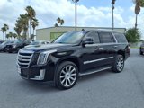 Used 2016 Cadillac Escalade Luxury image 4