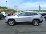 Certified 2021 Jeep Cherokee Latitude Lux w/ Comfort/Convenience Group image 2