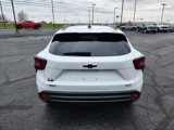 New 2025 Chevrolet Trax RS w/ Sunroof Package image 3