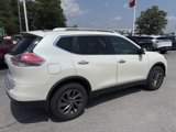 Used 2016 Nissan Rogue SL image 2