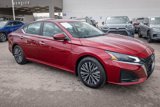 Used 2023 Nissan Altima 2.5 SV w/ SV Premium Package image 4