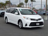 Used 2018 Toyota Sienna LE image 2