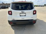 Used 2019 Jeep Renegade Latitude image 3