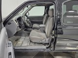 Used 2001 Nissan Xterra SE image 2