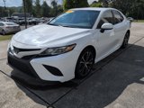 Used 2020 Toyota Camry image 3