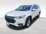 Used 2021 Chevrolet Traverse LT image 3