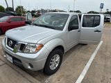 Used 2015 Nissan Frontier SV image 2