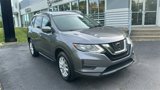 Used 2018 Nissan Rogue SV image 4