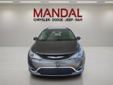 Used 2019 Chrysler Pacifica Touring-L image 3