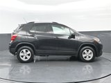 Used 2022 Chevrolet Trax LT w/ Driver Confidence Package image 3