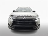 Used 2020 Mitsubishi Outlander SE image 2