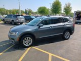 Used 2018 Volkswagen Tiguan SE image 2