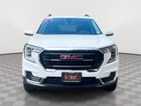 Used 2022 GMC Terrain SLE w/ Driver Convenience Package image 2