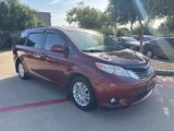Used 2014 Toyota Sienna L image 3