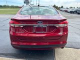 Used 2017 Ford Fusion SE w/ Fusion SE Technology Package image 4