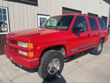 Used 2000 Chevrolet Tahoe Z71 w/ Comfort & Security Pkg image 2