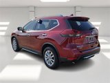 Used 2020 Nissan Rogue SV image 3