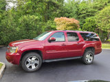Used 2007 Chevrolet Suburban 2500 LT w/ LT Preferred Equipment Group image 2