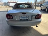 Used 2002 MAZDA MX-5 Miata image 6