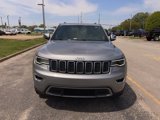 Used 2017 Jeep Grand Cherokee Limited w/ Luxury Group II image 4