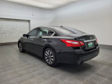 Used 2017 Nissan Altima 2.5 SV image 5