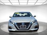 Used 2022 Nissan Altima 2.5 SV image 2