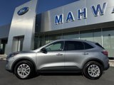 Used 2022 Ford Escape SE w/ Cold Weather Package image 3