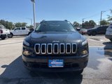 Used 2016 Jeep Cherokee Sport image 2