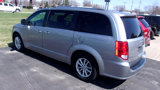 Used 2018 Dodge Grand Caravan SXT image 2