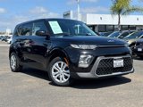 Used 2022 Kia Soul LX image 2