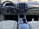 Used 2022 Ford Edge Titanium image 3
