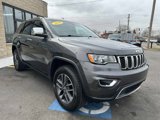 Used 2018 Jeep Grand Cherokee Limited image 3