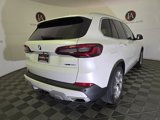 Used 2021 BMW X5 xDrive40i w/ Parking Assistance Package image 4
