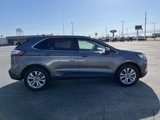 Used 2022 Ford Edge Titanium image 2