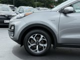 Used 2020 Kia Sportage LX image 2
