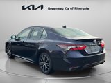 Used 2022 Toyota Camry SE image 5