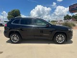 Used 2019 Jeep Cherokee Latitude Plus image 2