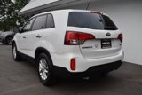 Used 2015 Kia Sorento LX image 5