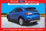 Used 2020 Ford Escape SE image 3