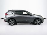 Used 2017 Nissan Rogue SL image 4