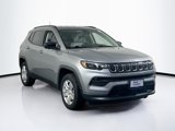 Used 2022 Jeep Compass Latitude w/ Convenience Group image 3