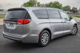 Used 2017 Chrysler Pacifica Touring-L image 4