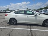 Used 2017 INFINITI Q50 Signature Edition w/ All Weather Package (L93) image 3