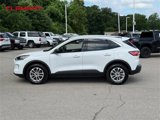 Used 2022 Ford Escape SE w/ Convenience Package image 2