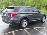Used 2024 Ford Explorer XLT w/ Equipment Group 202A image 4